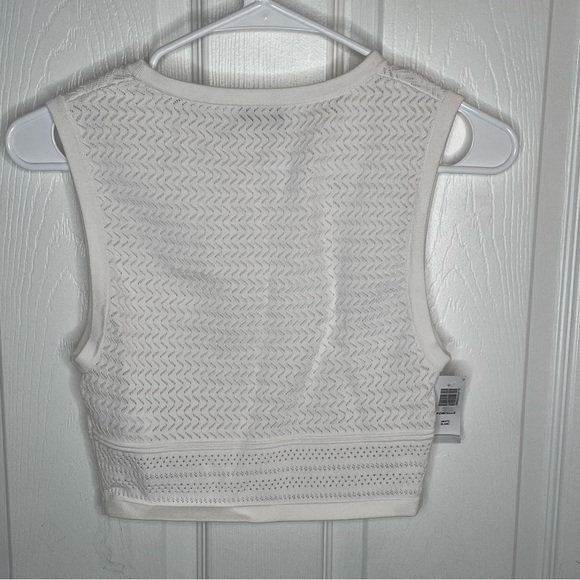 Babaton Pointelle Cropped Sweater Tank in White M - Picture 3 of 12